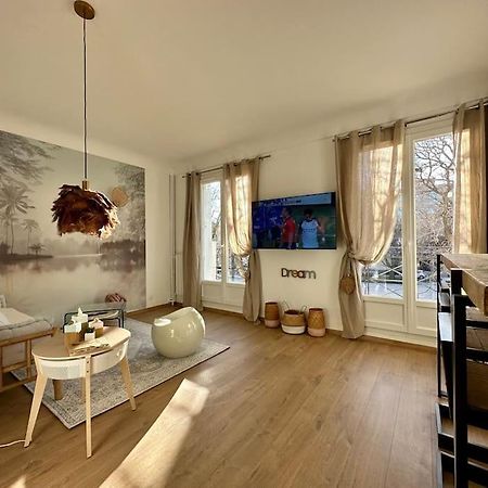 Le Lutz Apartment Nimes Bagian luar foto