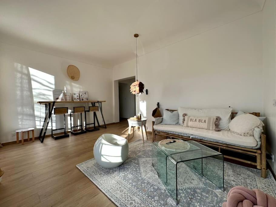 Le Lutz Apartment Nimes Bagian luar foto