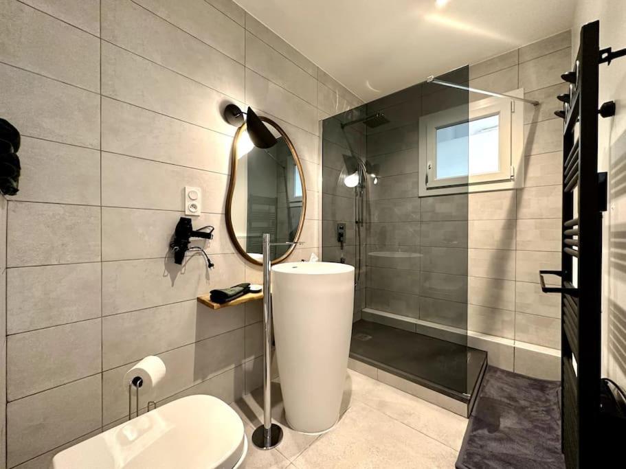 Le Lutz Apartment Nimes Bagian luar foto