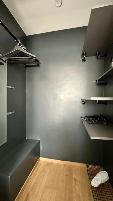 Le Lutz Apartment Nimes Bagian luar foto